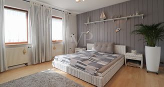 von_poll_real_estate_property_25125061_image_6