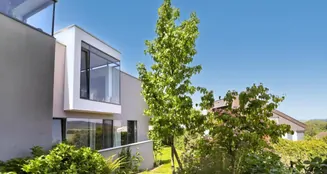 von_poll_real_estate_property_25125062_image_0