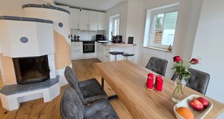 von_poll_real_estate_property_25125071_image_1