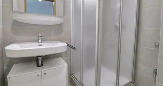 von_poll_real_estate_property_25125073_image_11