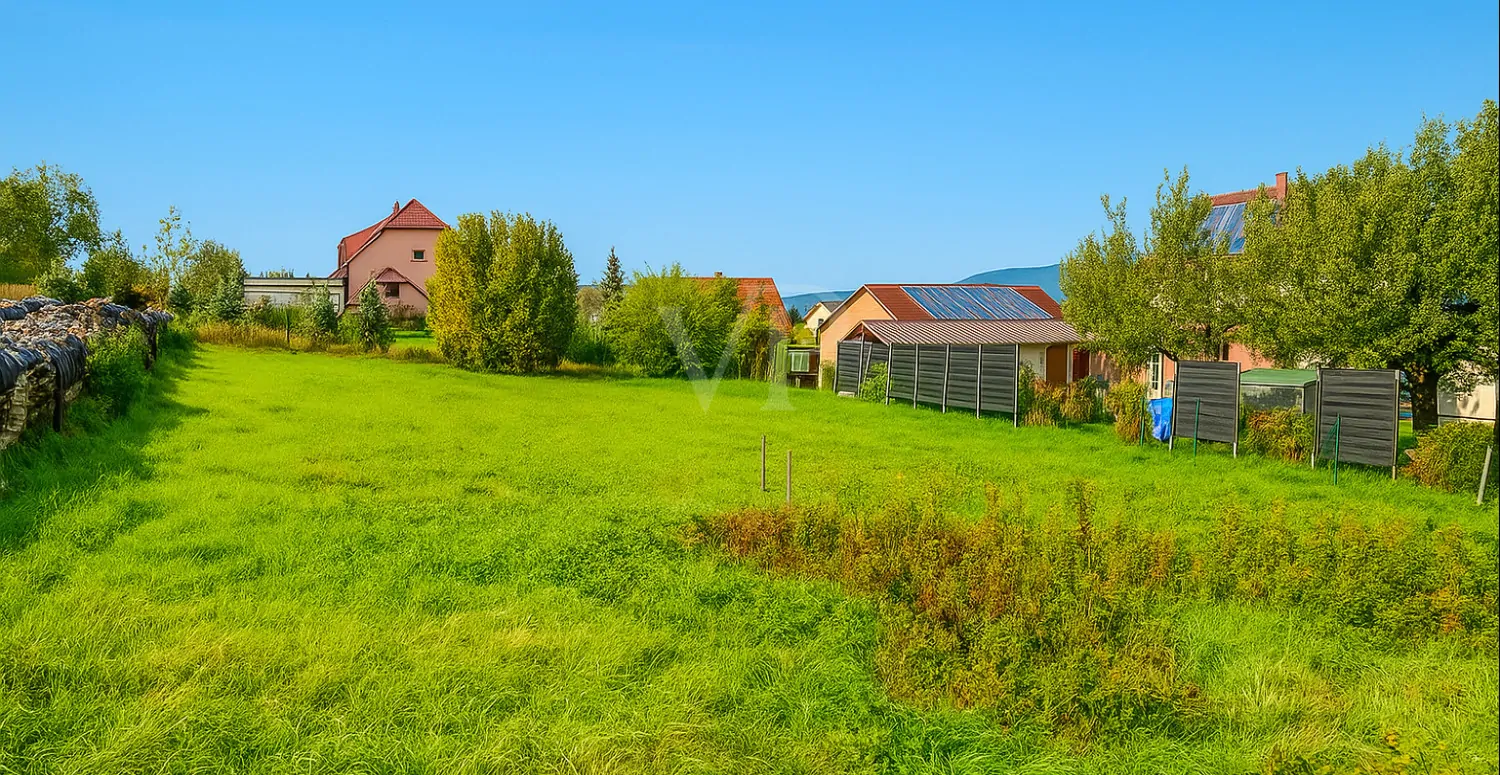 Traumhaftes, voll erschlossenes Baugrundstück bei Forchheim – direkt am Walberla