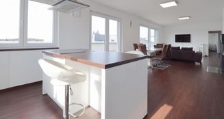 von_poll_real_estate_property_25125084_image_0