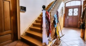 von_poll_real_estate_property_25125089_image_1