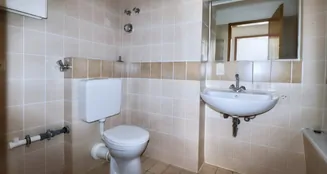 von_poll_real_estate_property_25125093_image_9