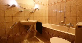 von_poll_real_estate_property_25125094_image_13