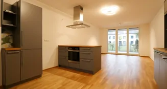 von_poll_real_estate_property_25125099_image_0