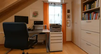 von_poll_real_estate_property_25125102_image_8