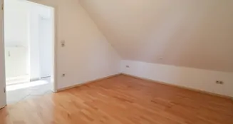 von_poll_real_estate_property_25125109_image_4