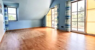 von_poll_real_estate_property_25125110_image_7