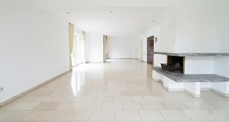 von_poll_real_estate_property_25125111_image_3