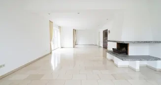 von_poll_real_estate_property_26125005_image_4