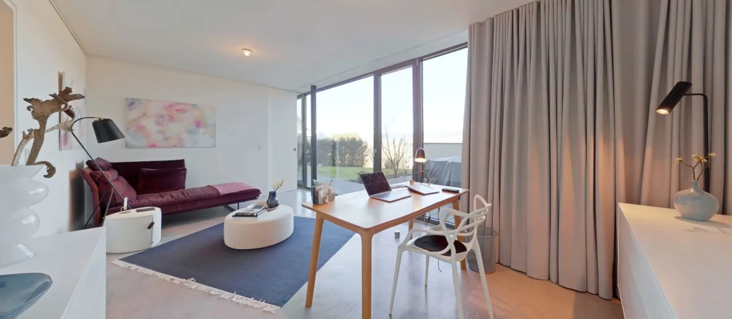 Architektenbungalow,  hell, großzügig + luxuriös ausgestattet,  Pool, Garage, fantastischer Garten