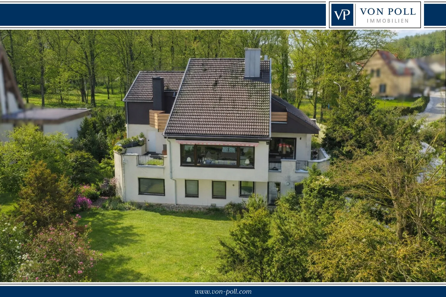 Wohlfühlhaus mit Außenkamin und Blick ins Grüne
