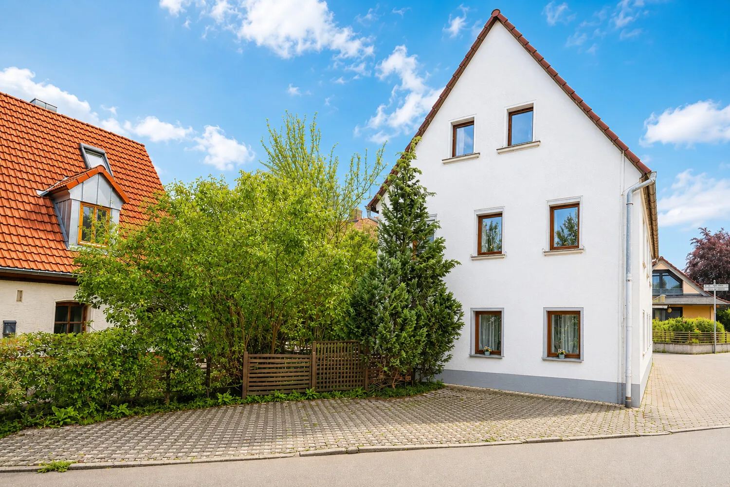 Außenansicht Haus Front