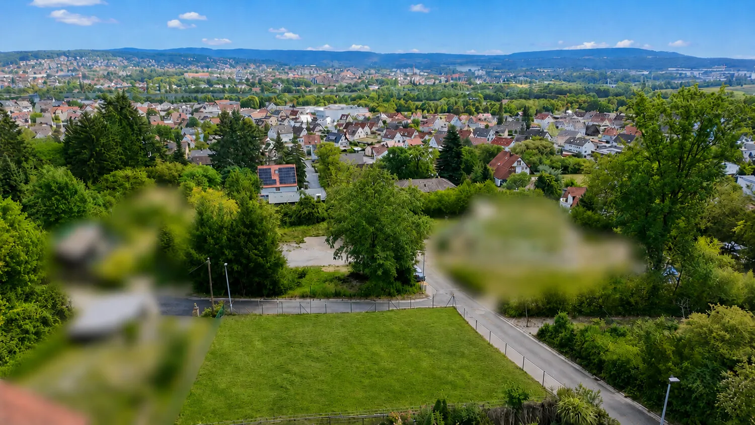 Filet- Eckgrundstück im neuen Villenviertel- traumhafter Blick über Forchheim