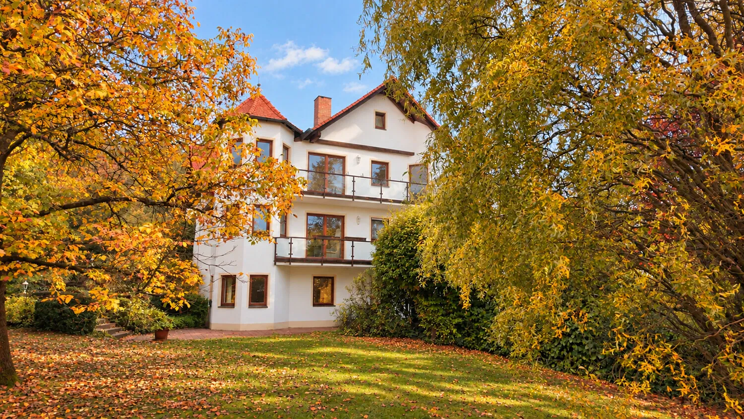 Hausansicht KI bearbeitet