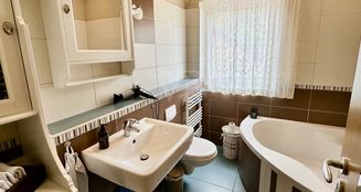 von_poll_real_estate_property_25049018_image_7