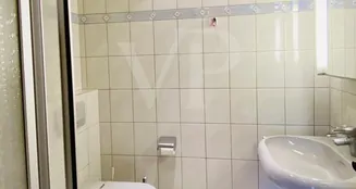 von_poll_real_estate_property_23049028A_image_17