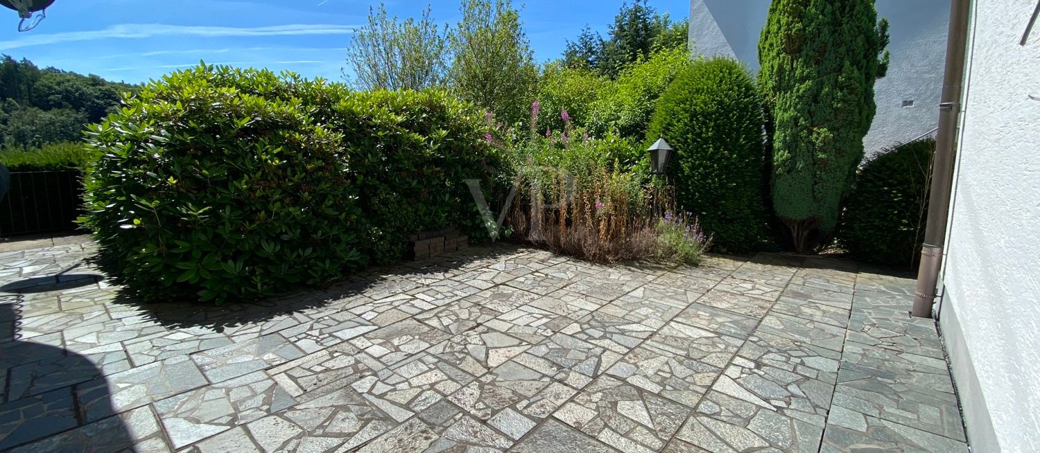 sonnige Terrasse