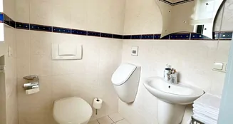 von_poll_real_estate_property_24049007_image_7