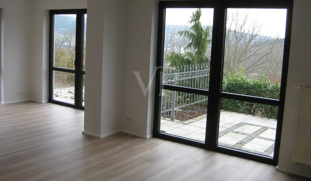 Blick auf Terrasse Whg 2 UG