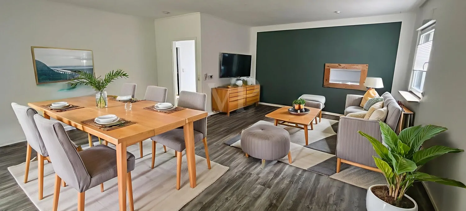 Einrichtungsbeispiel KI: Wohn-/Essbereich