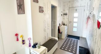von_poll_real_estate_property_25049007_image_5