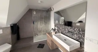 von_poll_real_estate_property_25049017_image_10