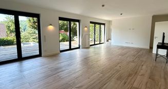 von_poll_real_estate_property_25049023_image_2