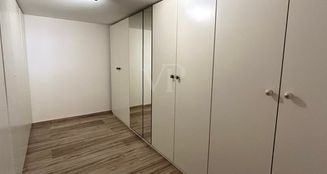 von_poll_real_estate_property_25049023_image_12