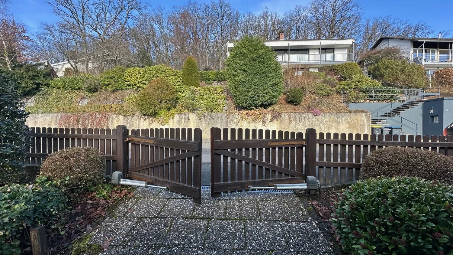 Top gepflegtes Einfamilienhaus mit Einliegerwohnung und Panoramablick