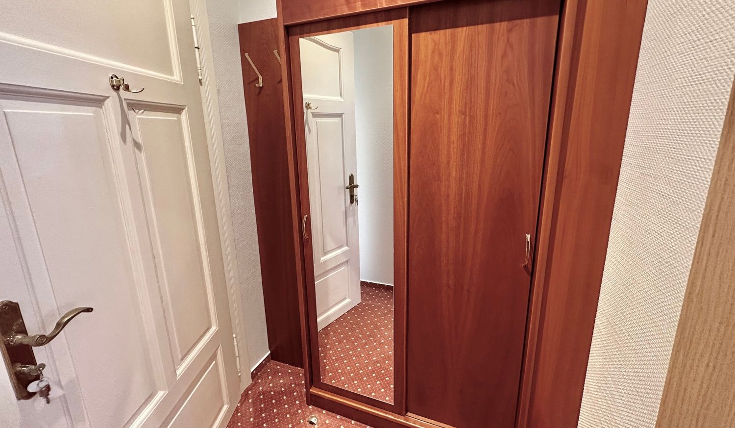 Einbauschrank