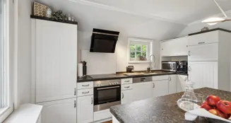 von_poll_real_estate_property_24205002_image_11