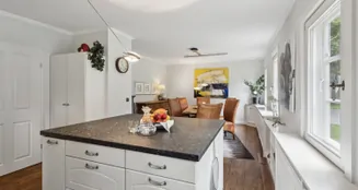 von_poll_real_estate_property_24205002_image_12