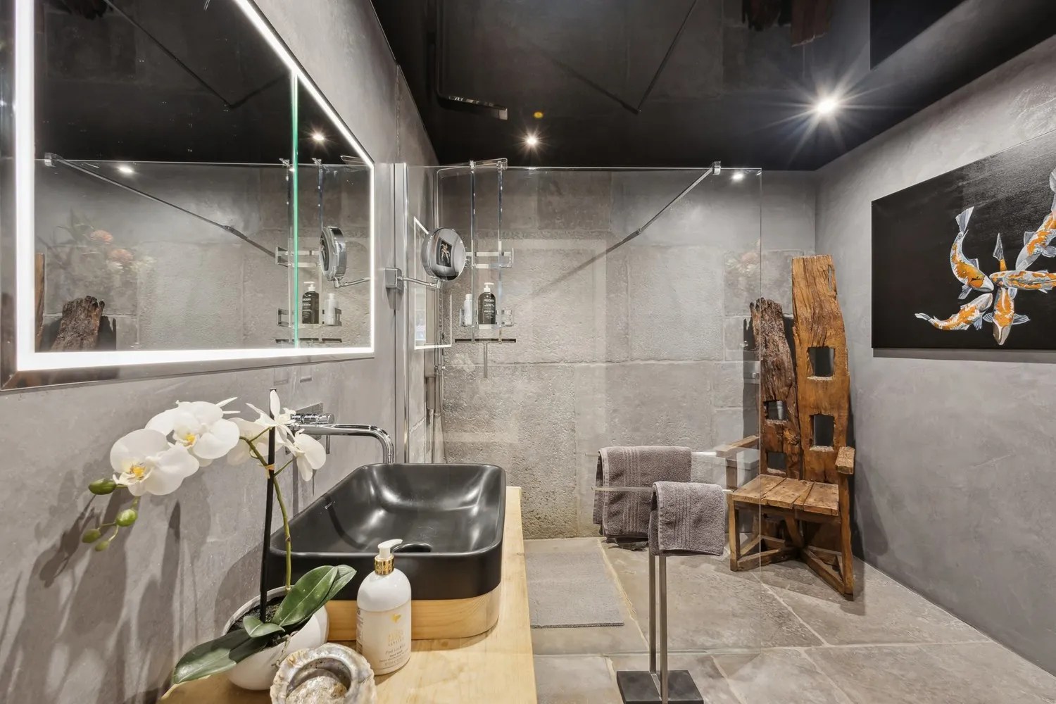 Duschbad im Erdgeschoss