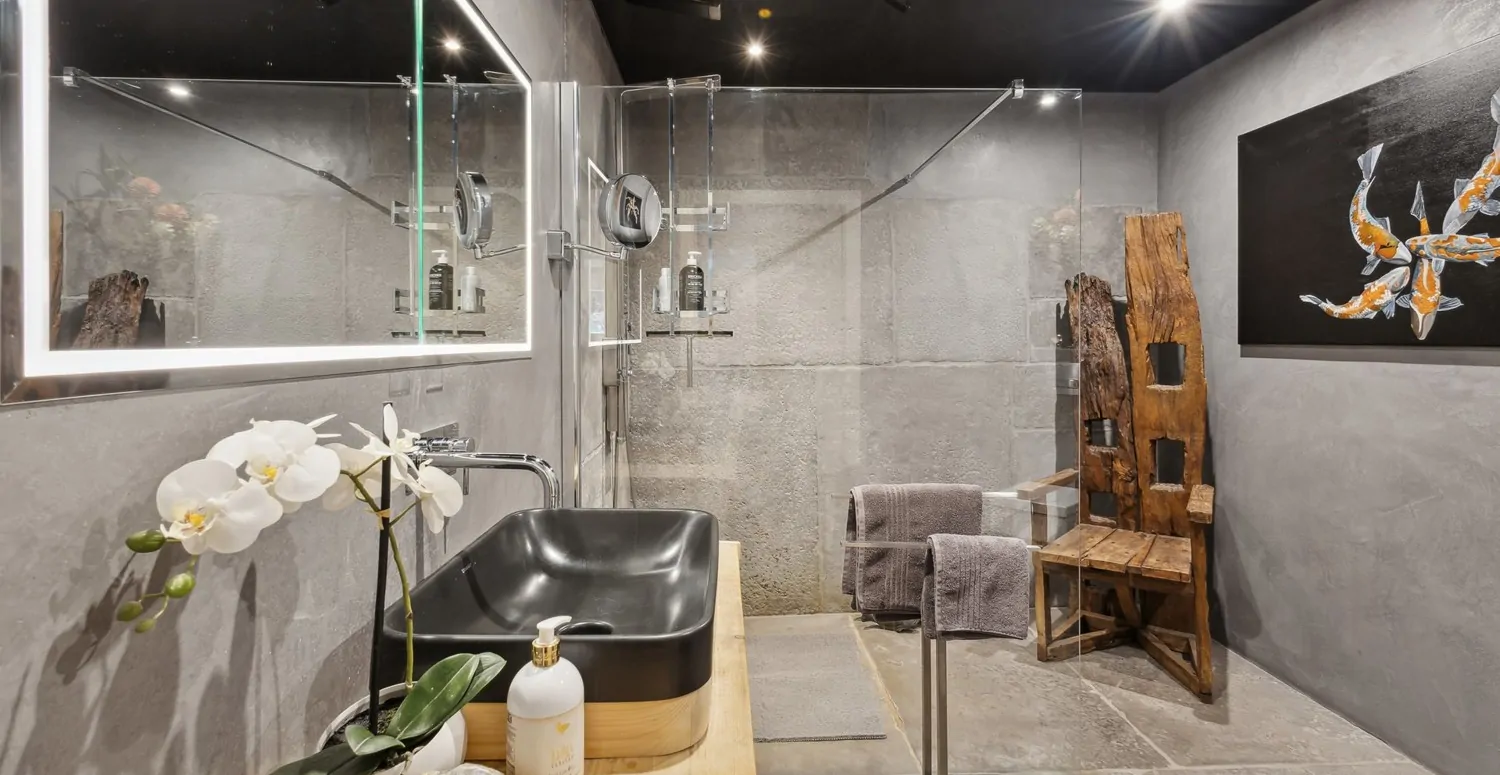 Duschbad im Erdgeschoss