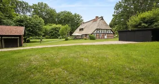 von_poll_real_estate_property_24205002_image_1