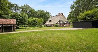 von_poll_real_estate_property_24205002_image_1