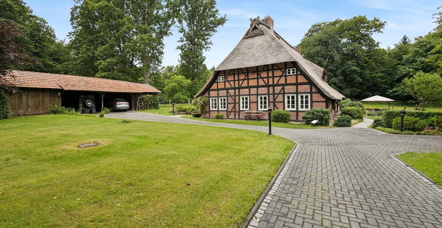 Weitblick zum Südgiebel