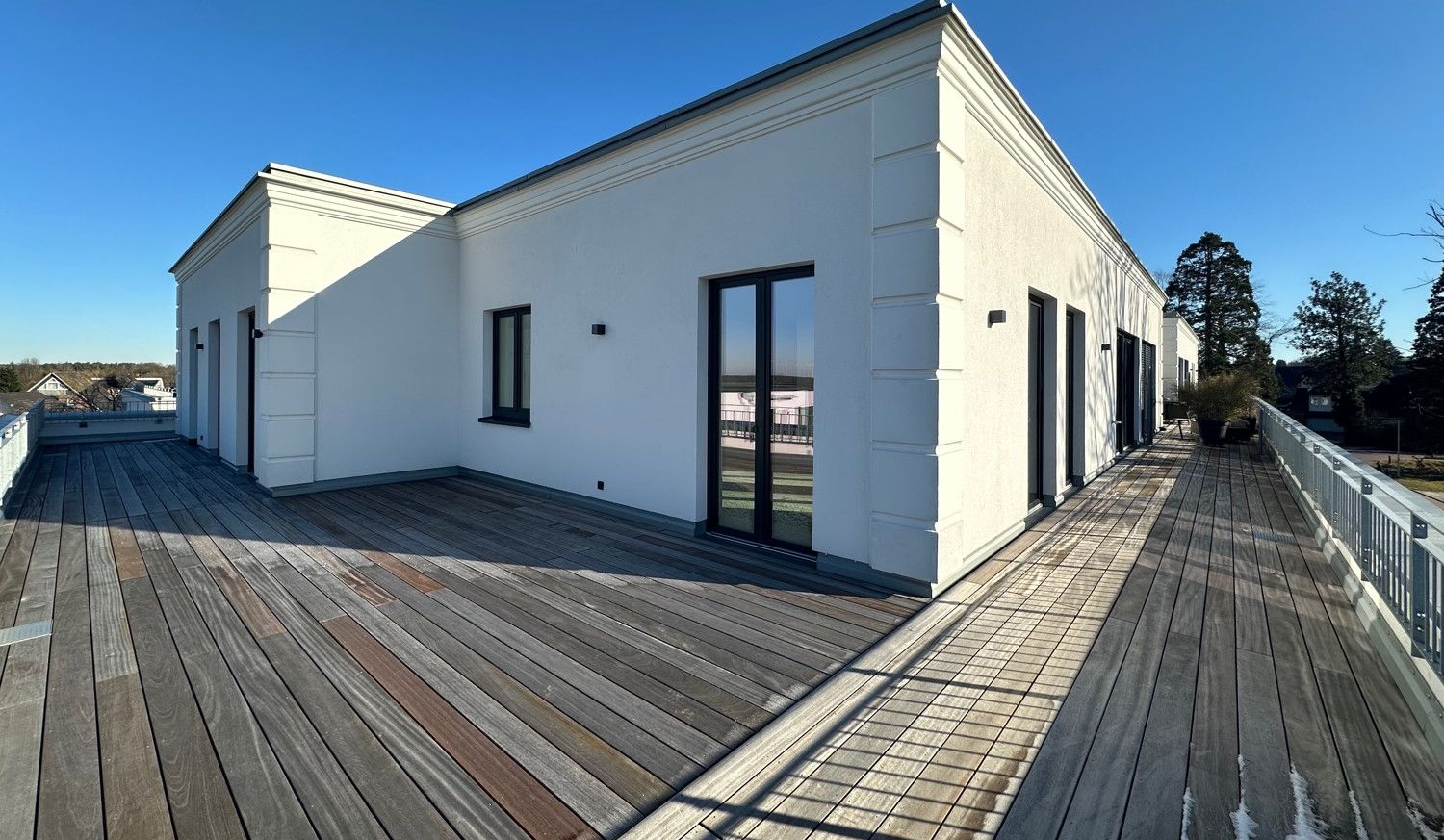 Süd-Westterrasse