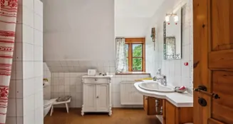 von_poll_real_estate_property_25205025_image_16