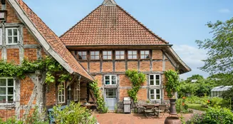 von_poll_real_estate_property_25205025_image_4