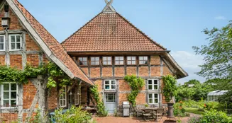 von_poll_real_estate_property_25205025_image_4