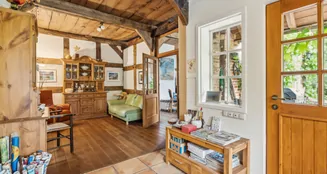 von_poll_real_estate_property_25205025_image_12