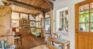 von_poll_real_estate_property_25205025_image_12