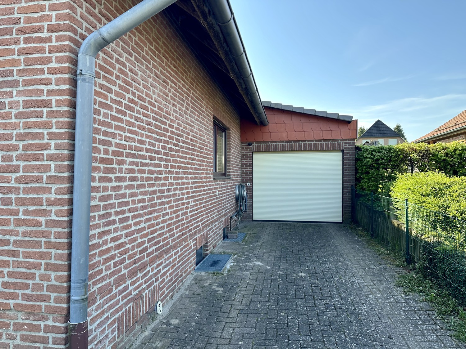 Garage/Auffahrt