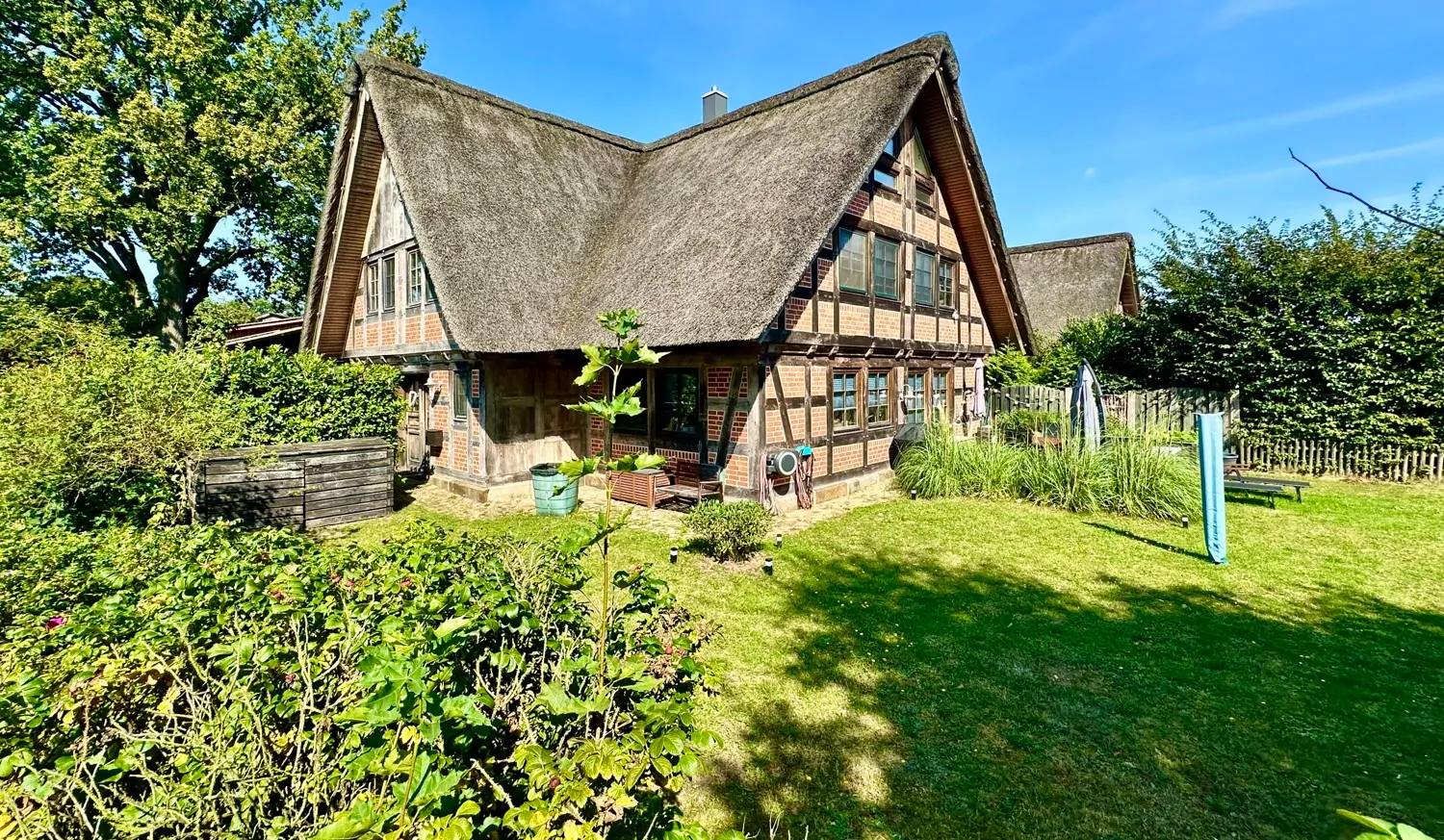 Süd- / West Ansicht vorderes Haus