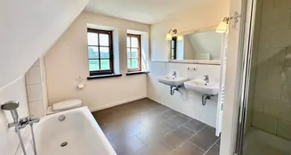 von_poll_real_estate_property_24205051_image_15