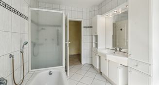 von_poll_real_estate_property_25205024_image_18