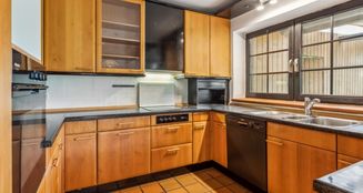 von_poll_real_estate_property_25205007_image_4